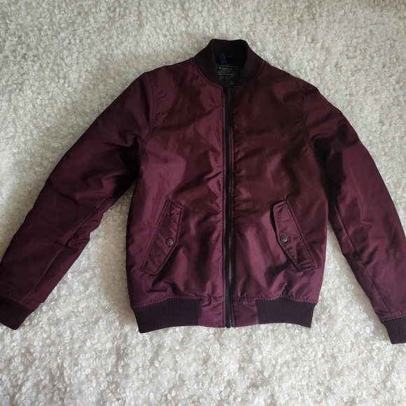 H&M Sz Small Men's Burgundy Bomber Jacket Lightweight Fall Layer - Picture 10 of 10